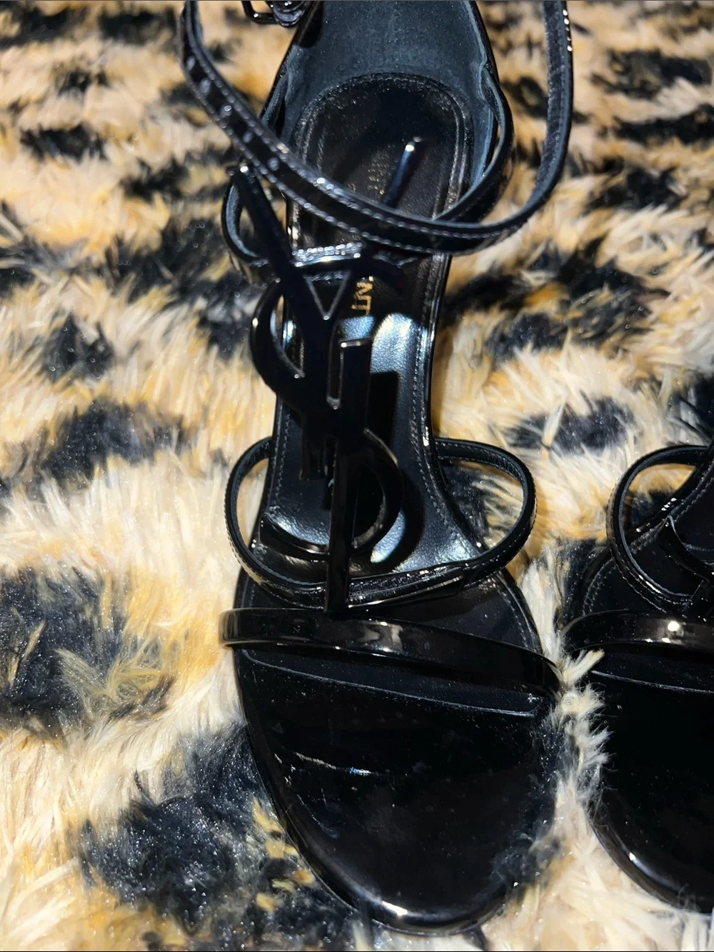 Saint Laurent Black Patent Leather Cassandra Sandal Heels 37.5 - Picture 11 of 16